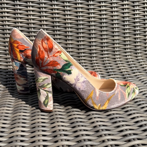 Nine West Floral Pumps - Size 7.5 - Picture 7 of 15
